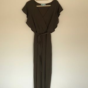Olive green, flutter sleeve jumpsuit!